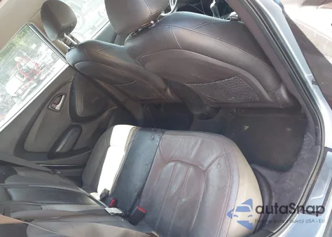 2011 Hyundai Tucson Limited z USA, uszkodzony, nr VIN KM8JU3AC9BU155253